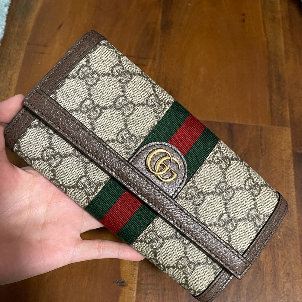 Gucci wallet